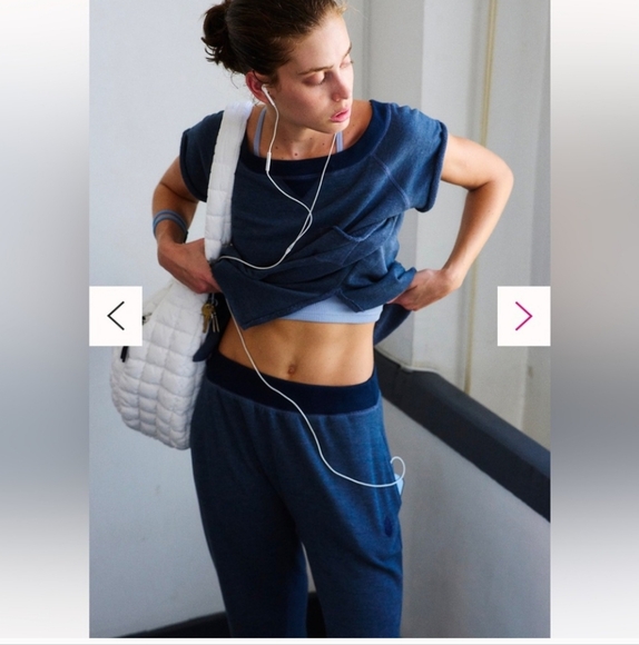 NWT! FP Free People Movement Winning Stretch Set NWT Blue - Picture 1 of 14
